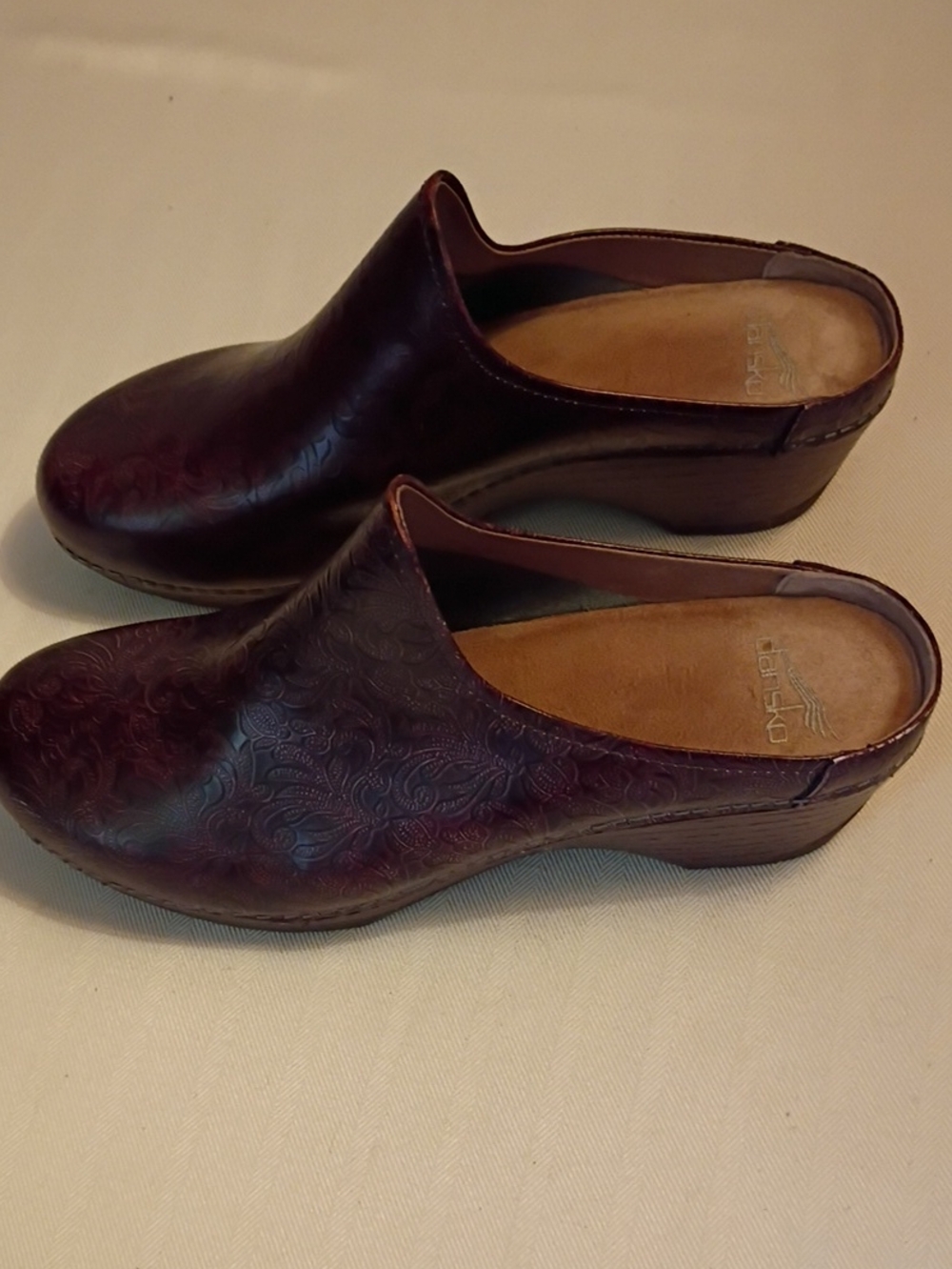 Dansko Clogs 42